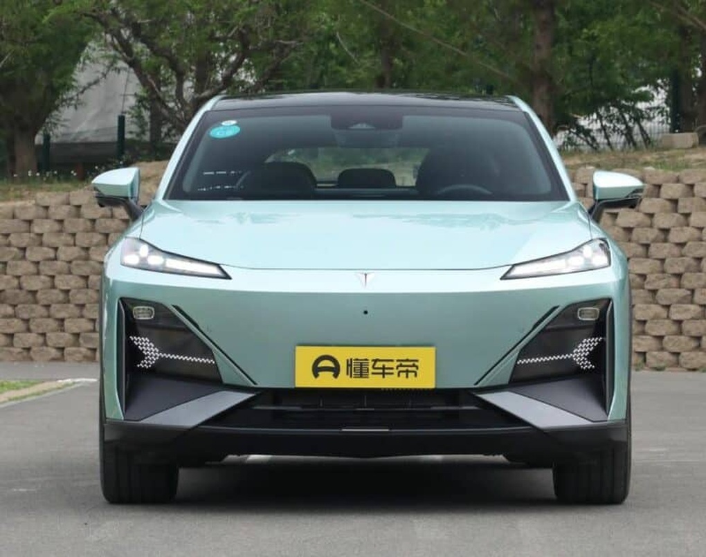 Diện kiến mẫu xe được mệnh danh là Lamborghini Urus của Trung Quốc - 3