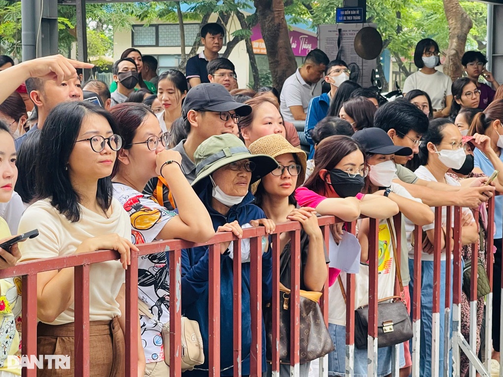 1 chọi 18 giành “vé” vào lớp 6 Trường Nguyễn Tất Thành Hà Nội - 2 1 chọi 18 giành “vé” vào lớp 6 Trường Nguyễn Tất Thành Hà Nội - 2