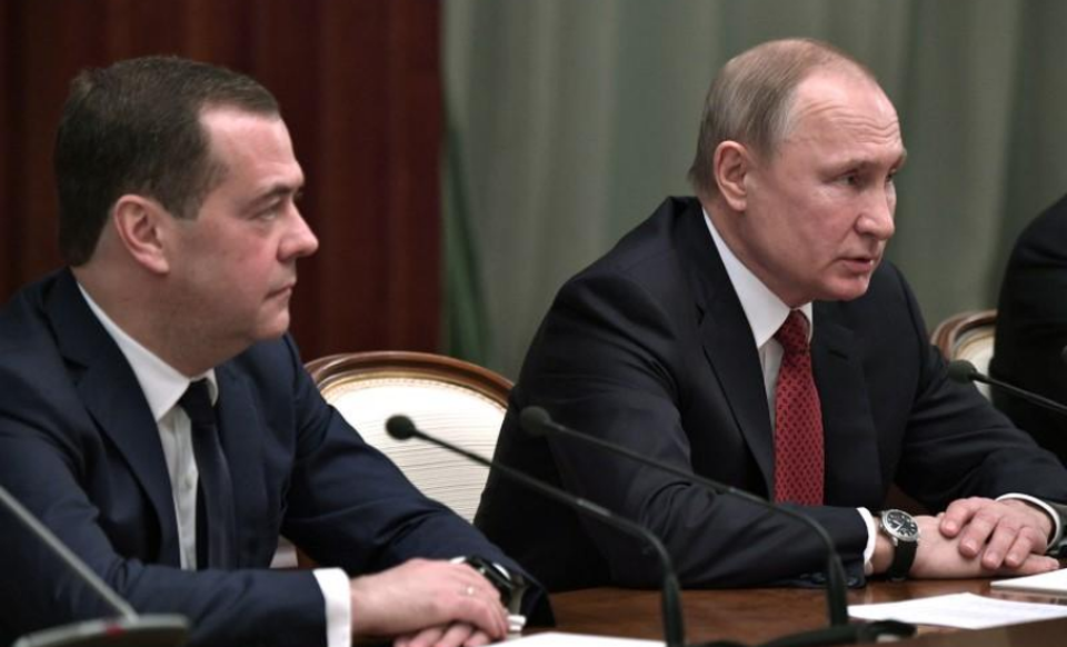 Thủ tướng Nga Medvedev từ chức - 1 Thủ tướng Nga Medvedev từ chức - 1