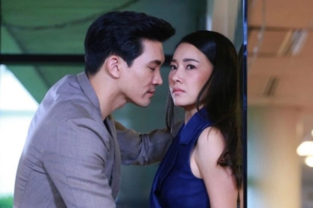 Vợ đòi ly hôn khi biết tôi ngoại tình nhưng cô ấy cũng có dấu hiệu lạ - 1 Vợ đòi ly hôn khi biết tôi ngoại tình nhưng cô ấy cũng có dấu hiệu lạ - 1