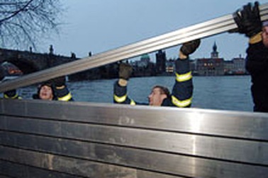 Lũ lụt tấn công nhiều thành phố ở Trung Âu