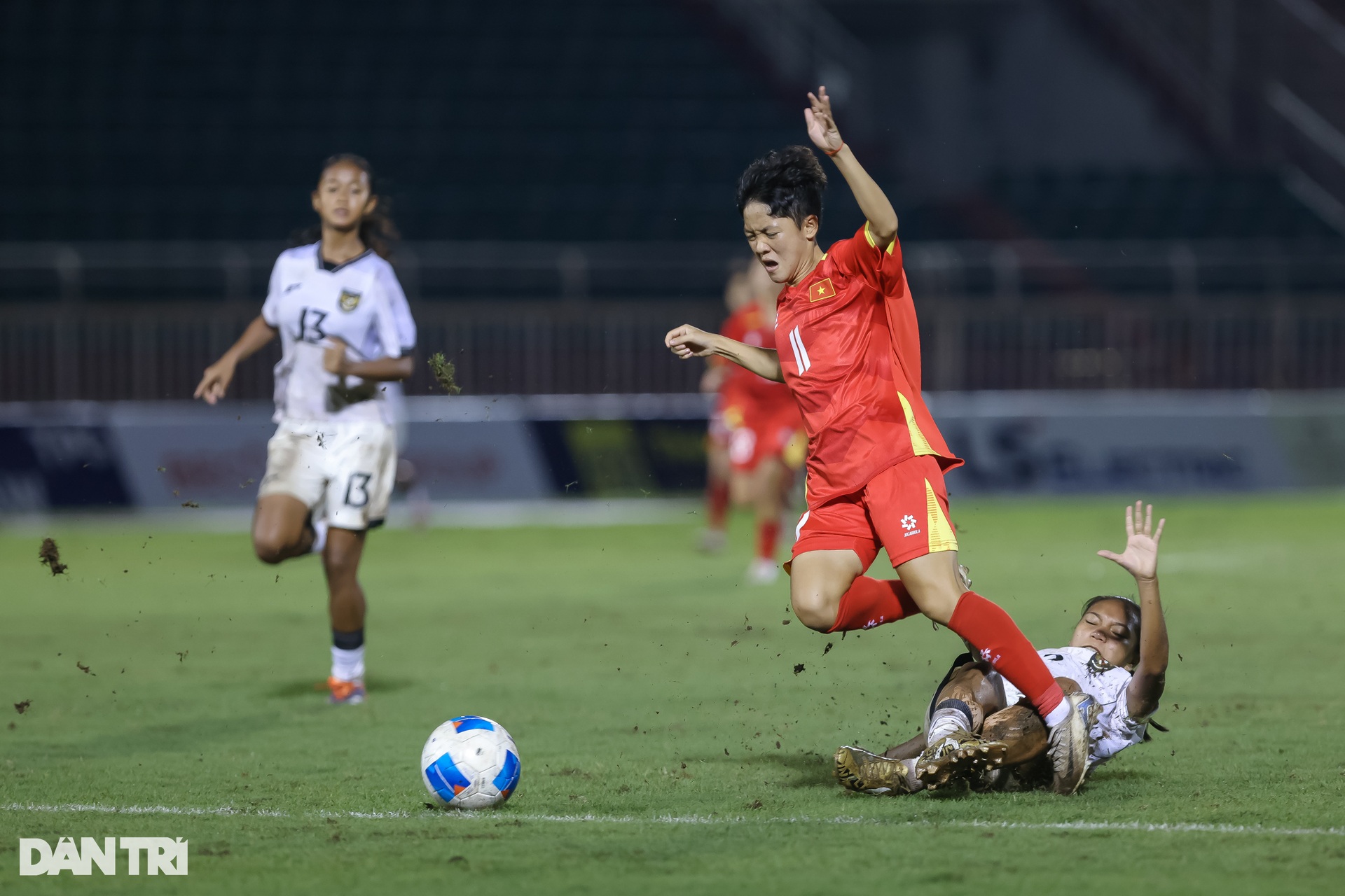 Thắng đậm Indonesia, Việt Nam gặp Thái Lan ở chung kết U19 nữ Đông Nam Á - 6 Thắng đậm Indonesia, Việt Nam gặp Thái Lan ở chung kết U19 nữ Đông Nam Á - 6