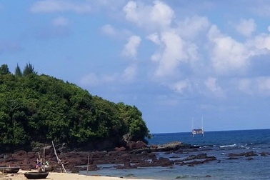 Huy động hàng trăm người tìm người đàn ông mất tích khi tắm biển