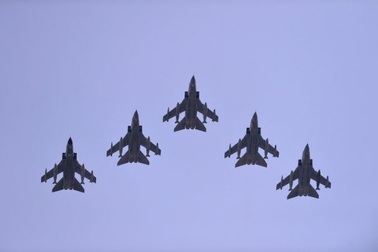 Chiến đấu cơ Anh đâm nhau trên không, 2 phi công mất tích