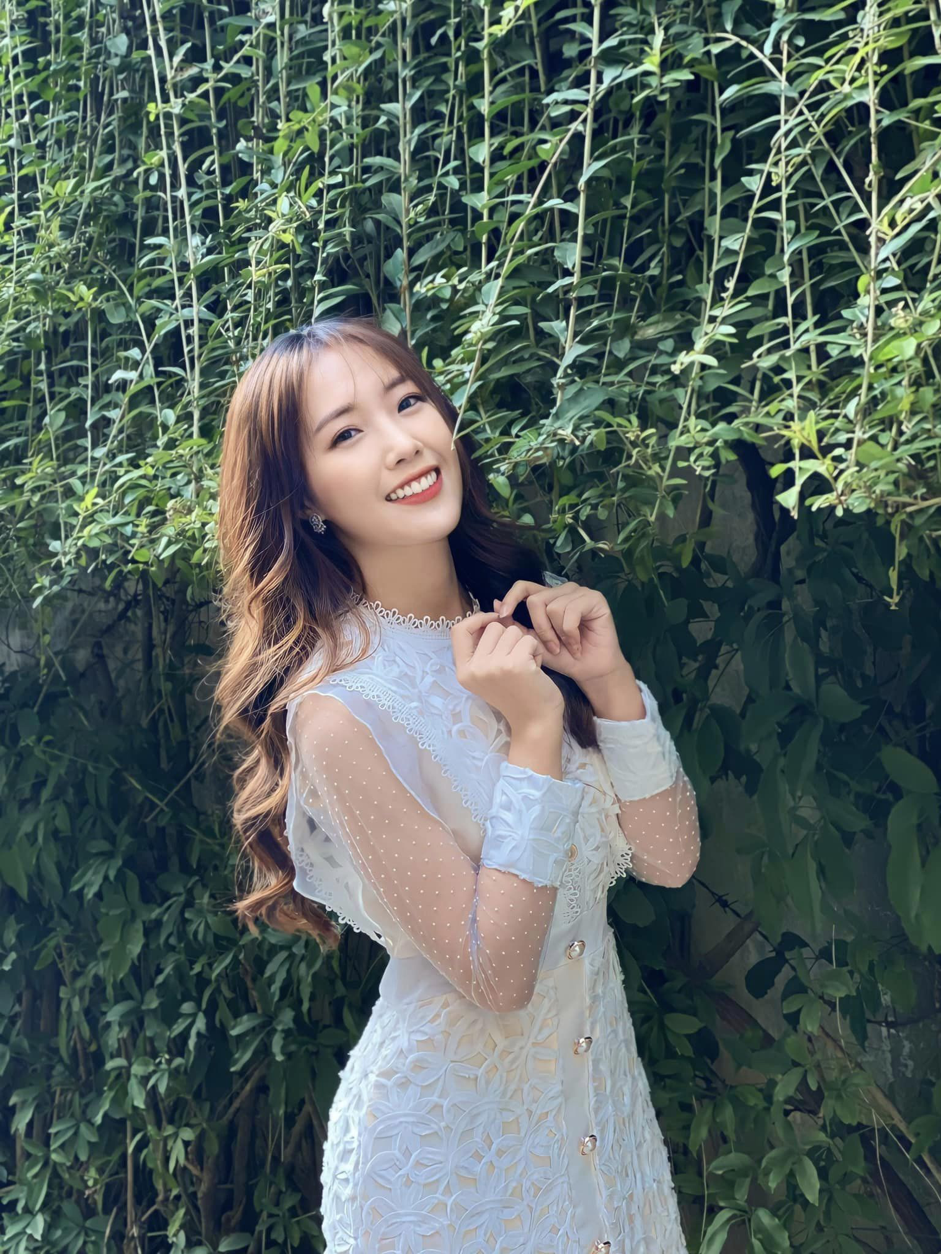 MC song ngữ Nghệ An: Năm mới muốn trở thành chú rồng dám bay cao nghĩ lớn - 2 MC song ngữ Nghệ An: Năm mới muốn trở thành chú rồng dám bay cao nghĩ lớn - 2