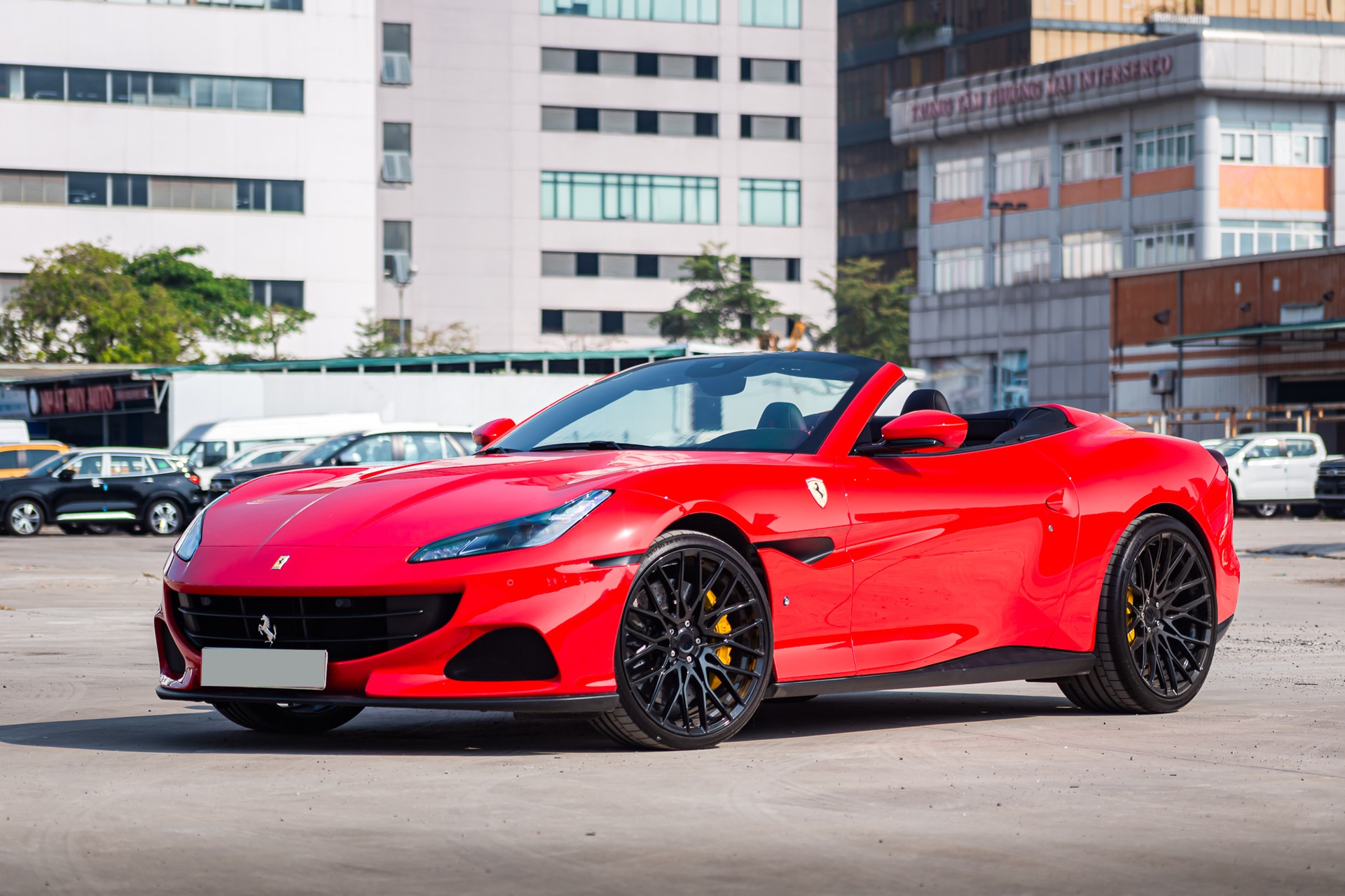 Khám phá Ferrari Portofino M: Xe mui trần giá 10 tỷ có 2 chiếc tại Việt Nam - 1 Khám phá Ferrari Portofino M: Xe mui trần giá 10 tỷ có 2 chiếc tại Việt Nam - 1