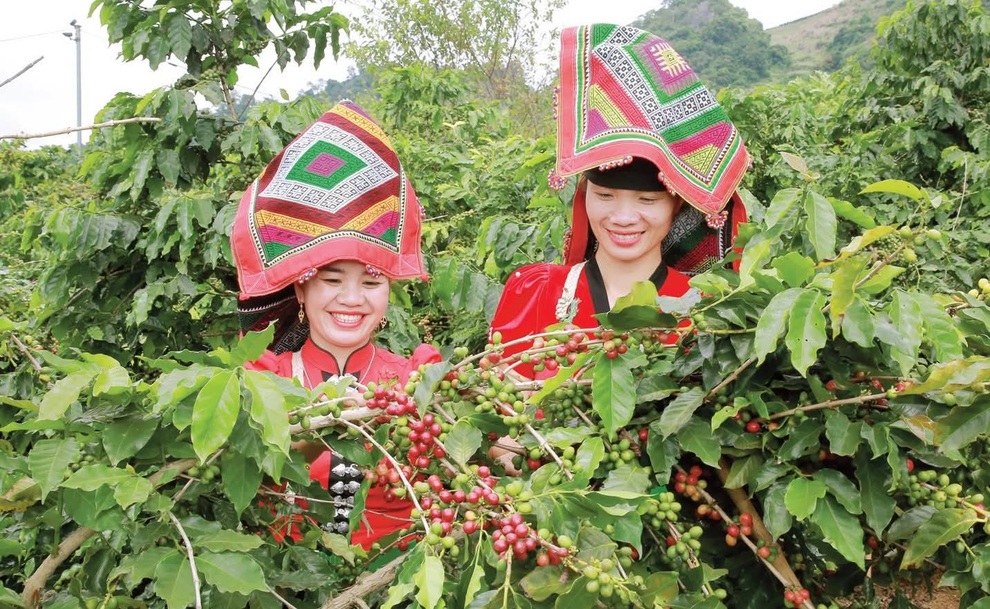 Hạ tầng giao thông - “Cú hích” thay đổi diện mạo vùng nghèo - 1