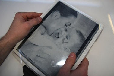 Ấn tượng máy tính bảng mỏng dẻo như giấy tại CES 2013