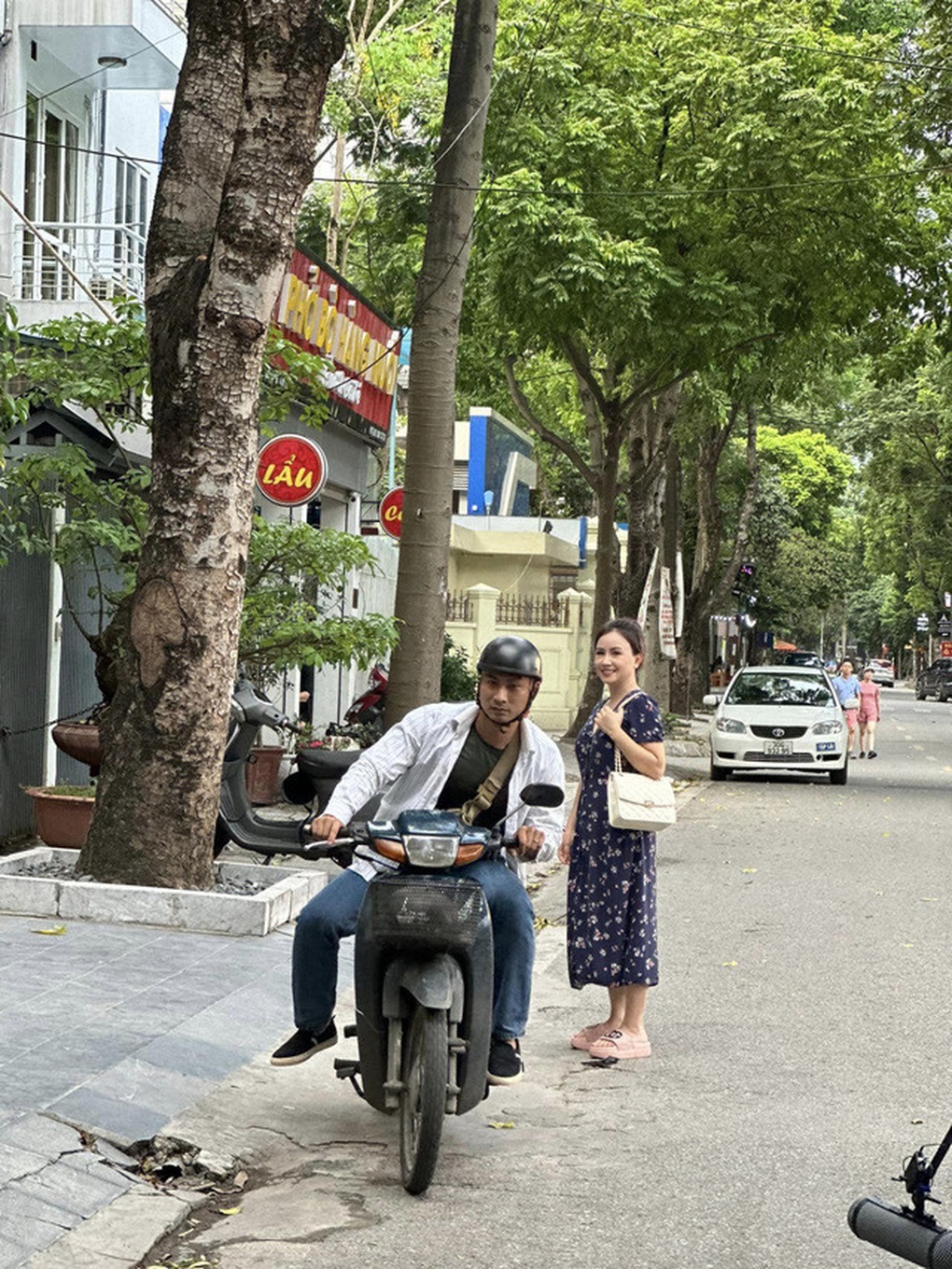 Phim Phố trong làng phần 2 Doãn Quốc Đam sẽ đóng chính có gì thu hút? - 3 Phim Phố trong làng phần 2 Doãn Quốc Đam sẽ đóng chính có gì thu hút? - 3