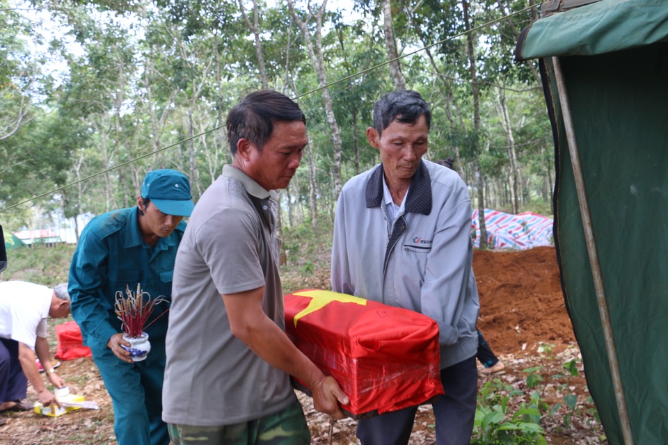 “Tôi vẫn đi tìm khi đồng đội còn chưa về !” - 3 “Tôi vẫn đi tìm khi đồng đội còn chưa về !” - 3