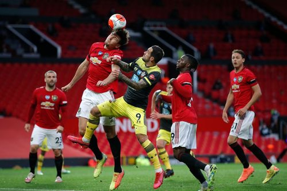 Man Utd 2-2 Southampton: Quỷ đỏ mất chiến thắng ở phút bù giờ - 7 Man Utd 2-2 Southampton: Quỷ đỏ mất chiến thắng ở phút bù giờ - 7