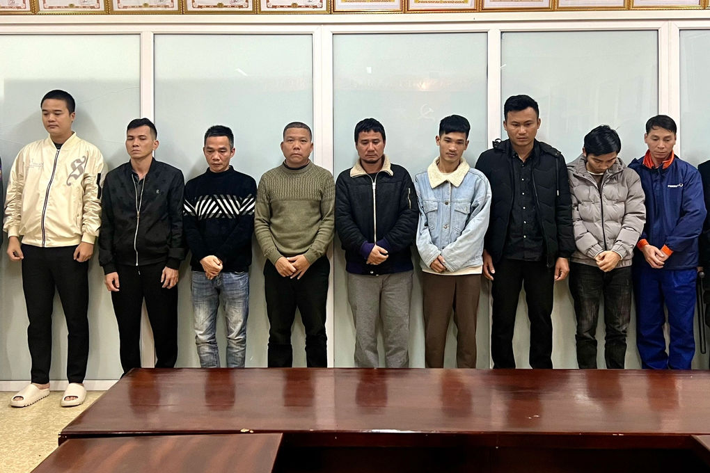 Phá đường dây cá độ bóng đá 3,5 triệu USD tại Thừa Thiên Huế - 2