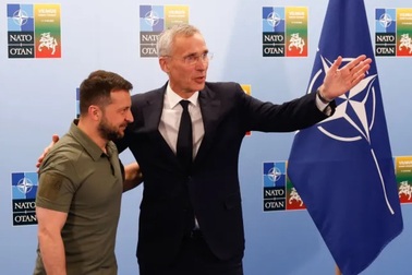 NATO nêu giải pháp đạt được hòa bình ở Ukraine