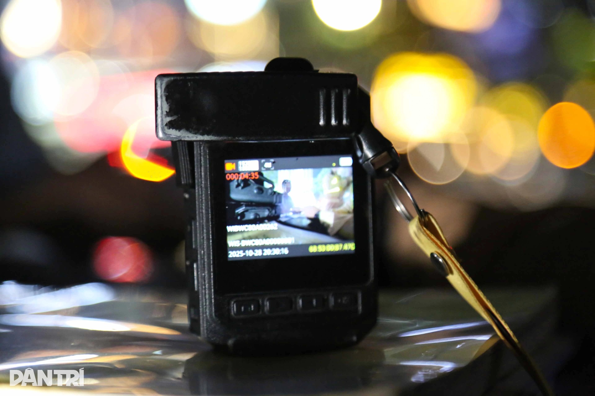 Tài xế ô tô Mercedes dính cồn kịch khung vẫn lái xe chở bạn - 4 Tài xế ô tô Mercedes dính cồn kịch khung vẫn lái xe chở bạn - 4