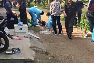 Thi thể người đàn ông phân hủy dưới cống nước