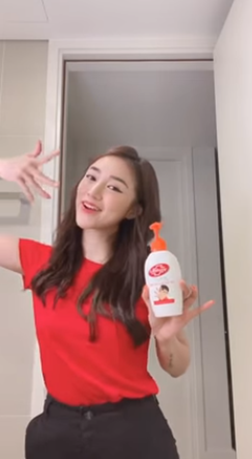 Bí kíp chống Covid-19 cùng Chi Pu, Quỳnh Anh Shyn và nhiều sao đình đám - 3 Bí kíp chống Covid-19 cùng Chi Pu, Quỳnh Anh Shyn và nhiều sao đình đám - 3
