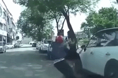 Clip "chân dài dạy cho hai tên cướp bài học đáng nhớ" nổi bật nhất tuần qua