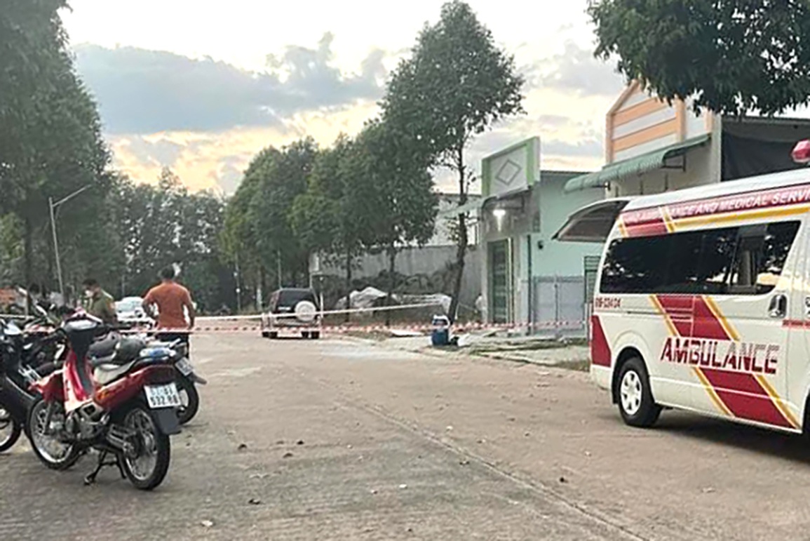 Truy tìm nghi phạm vụ thi thể bị bó chặt bằng chăn ở Bình Dương - 2 Truy tìm nghi phạm vụ thi thể bị bó chặt bằng chăn ở Bình Dương - 2