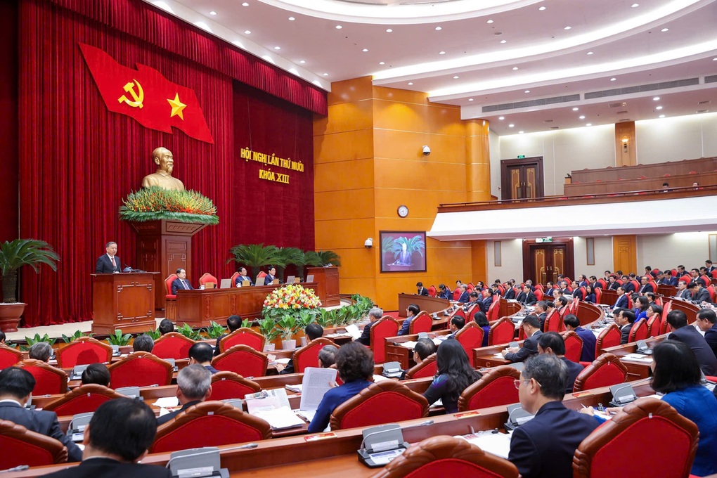 Trung ương giới thiệu nhân sự quy hoạch Bộ Chính trị, Ban Bí thư khóa XIV - 1 Trung ương giới thiệu nhân sự quy hoạch Bộ Chính trị, Ban Bí thư khóa XIV - 1