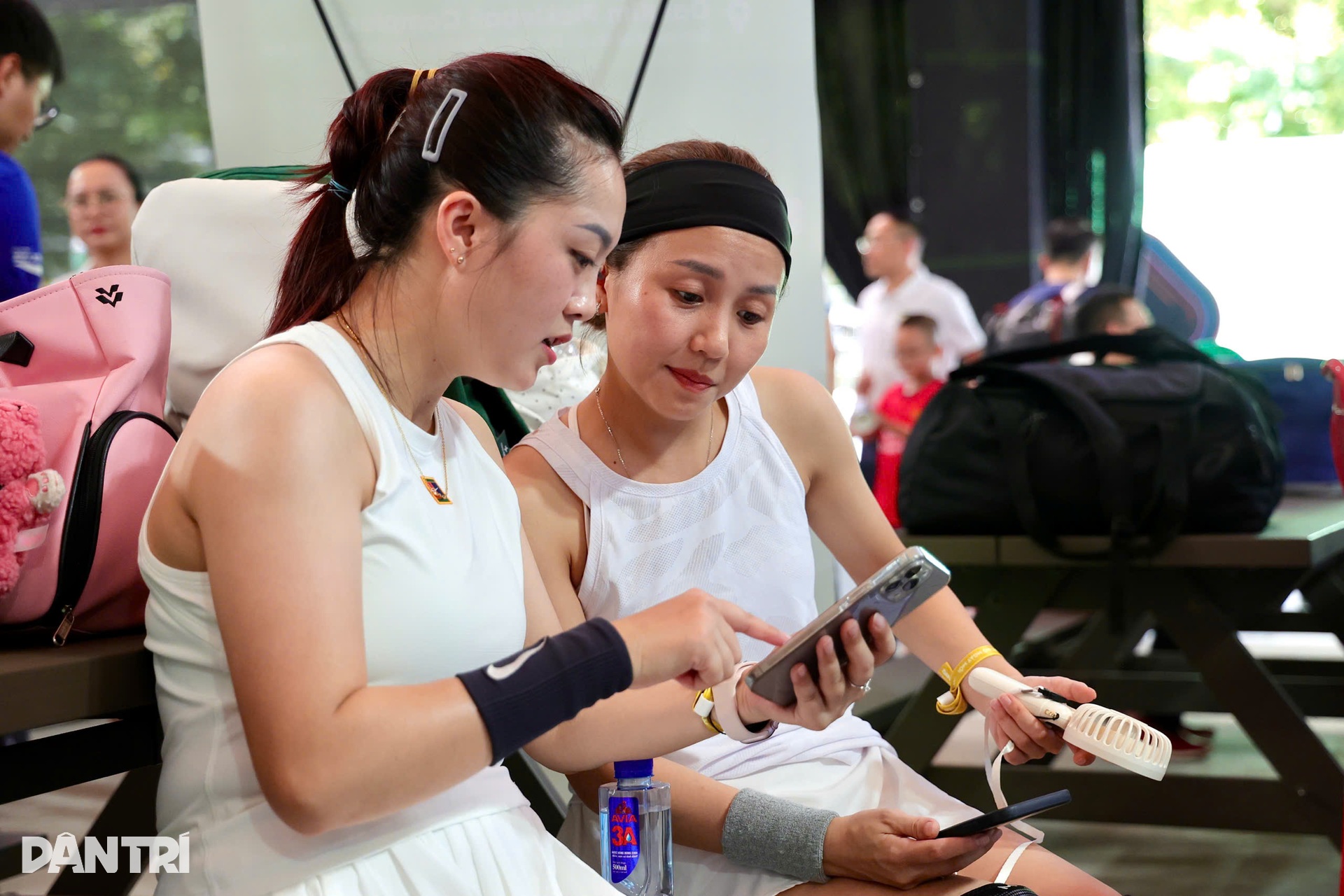 Những bóng hồng rạng rỡ, khỏe khoắn đổ bộ giải pickleball Dân trí 20 năm - 5 Những bóng hồng rạng rỡ, khỏe khoắn đổ bộ giải pickleball Dân trí 20 năm - 5