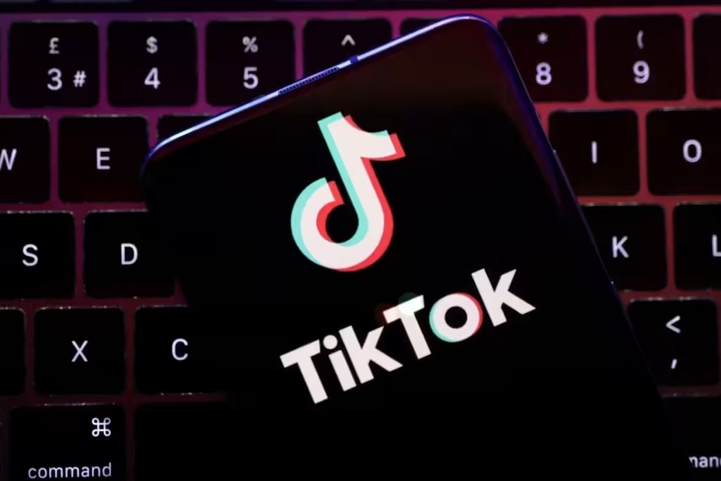 TikTok bị phạt gần 900 triệu đồng - 1 TikTok bị phạt gần 900 triệu đồng - 1