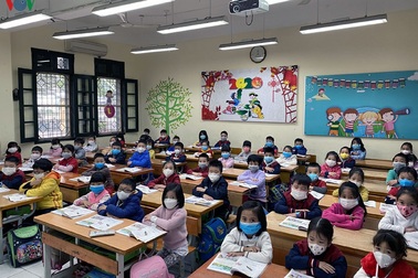 Thủ tướng: Sẵn sàng phương án đưa học sinh trở lại trường