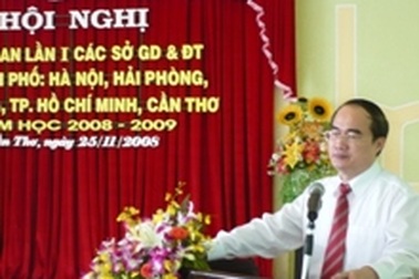 Hội nghị giao ban 5 Sở GD-ĐT “đầu tàu”