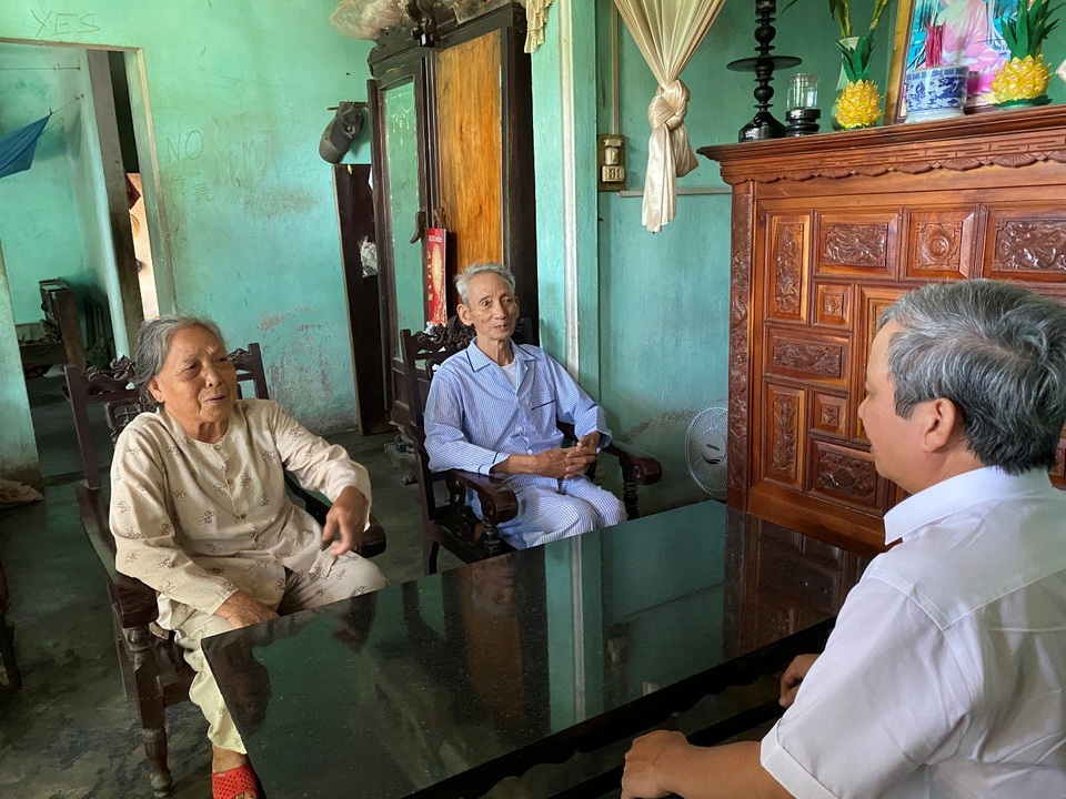 Thương binh, vợ liệt sĩ xúc động trước sự quan tâm của cấp uỷ, chính quyền - 1 Thương binh, vợ liệt sĩ xúc động trước sự quan tâm của cấp uỷ, chính quyền - 1