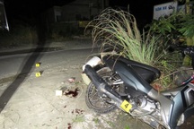 Bỏ chạy khi bị dừng xe, vung dao chém công an truy đuổi