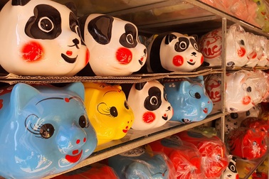 2,5 triệu đồng/con lợn tiết kiệm, mua về "buốt ruột" không dám đập