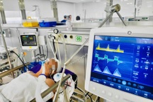 Hai nữ bệnh nhân trẻ đột quỵ, từng sử dụng thuốc tránh thai kéo dài