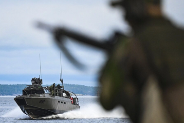 NATO cảnh báo về cuộc chiến tổng lực với Nga