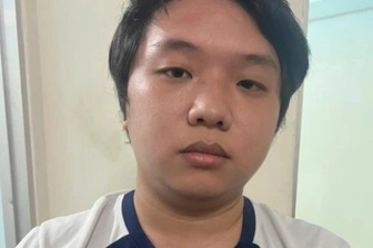 Cảnh sát tóm gọn kẻ giật điện thoại của cô gái ở TPHCM