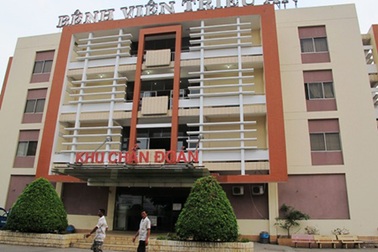 Truy tố kẻ giết bạn gái dã man tại bệnh viện