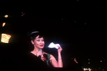 Hồng Nhung nhận Hà Anh Tuấn là "ông em của tôi"