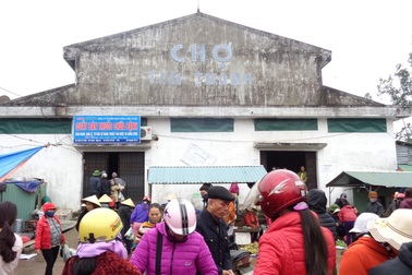 Cháy chợ ngày cuối năm, nhiều ki ốt bị thiêu rụi