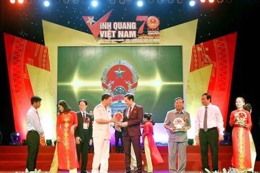 Gặp gỡ chủ tịch Phương Anh Group: Bác sĩ Nguyễn Đức Tuyên nhân ngày doanh nhân Việt Nam