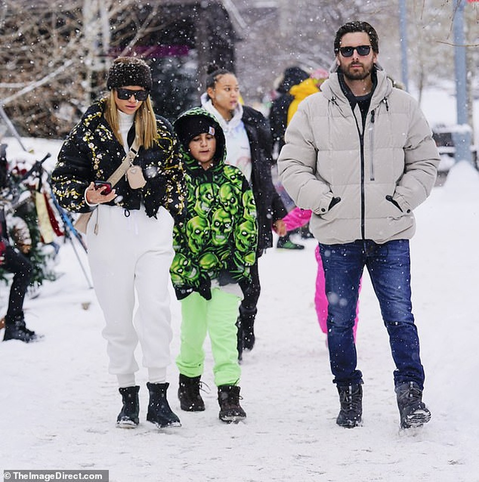 Sofia Richie đón năm mới cùng con riêng của bạn trai - 3 Sofia Richie đón năm mới cùng con riêng của bạn trai - 3