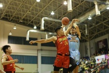 Hàng loạt ngôi sao tham dự giải bóng rổ nhà nghề tại TPHCM