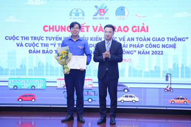 Nam thanh niên TPHCM vô địch cuộc thi về văn hóa giao thông