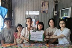 Mẹ ung thư giai đoạn cuối nuôi 3 con được giúp gần 190 triệu đồng