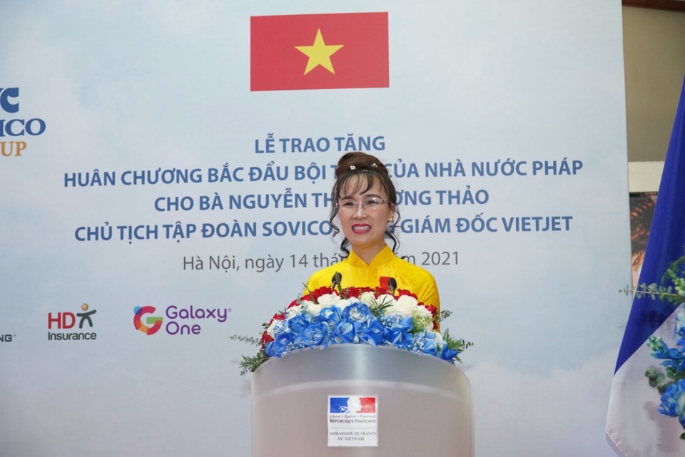 Nữ doanh nhân Nguyễn Thị Phương Thảo nhận Huân chương Bắc đẩu bội tinh của Nhà nước Pháp trao tặng - 1 Nữ doanh nhân Nguyễn Thị Phương Thảo nhận Huân chương Bắc đẩu bội tinh của Nhà nước Pháp trao tặng - 1