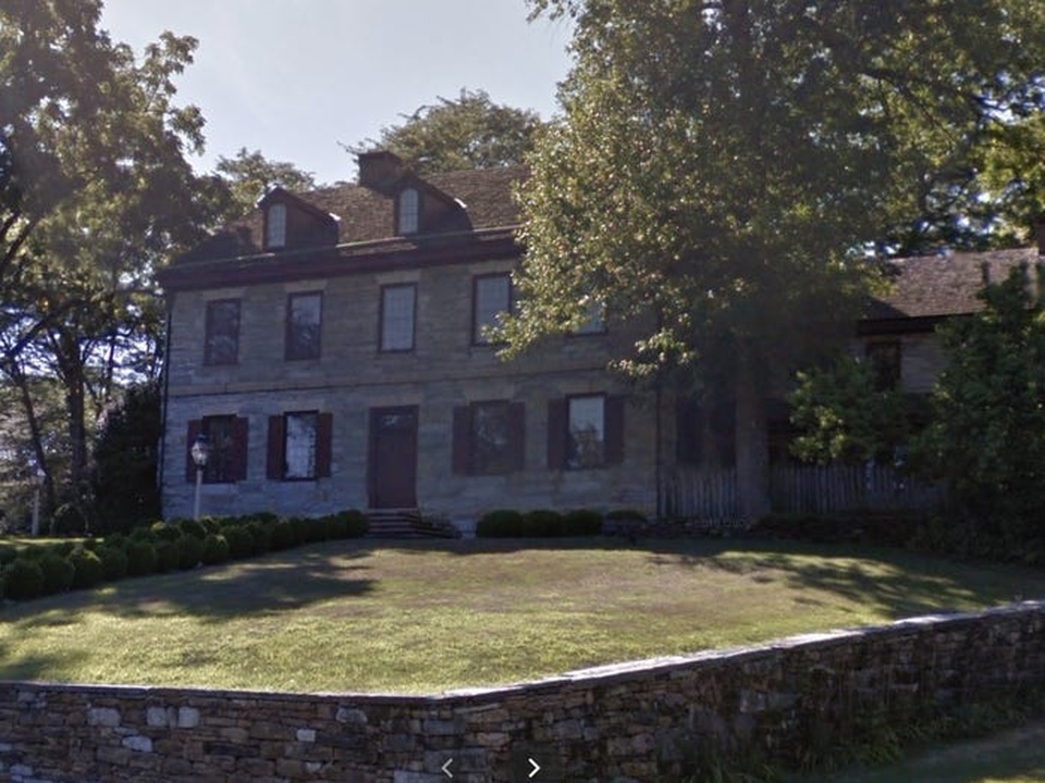 Những ngôi nhà ma ám đắt đỏ nhất thế giới - 2 Những ngôi nhà ma ám đắt đỏ nhất thế giới - 2