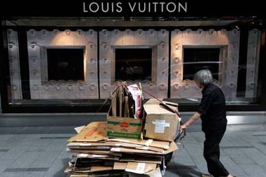 Trung Quốc cấm quảng cáo hàng xa xỉ