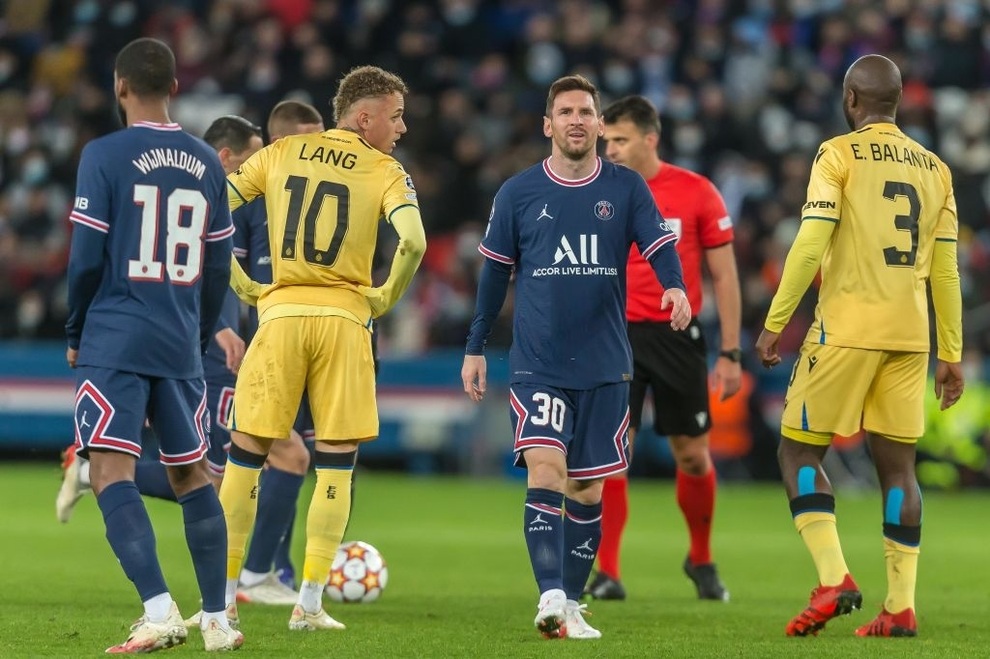 PSG rơi vào cửa tử ở vòng knock-out Champions League - 1 PSG rơi vào cửa tử ở vòng knock-out Champions League - 1