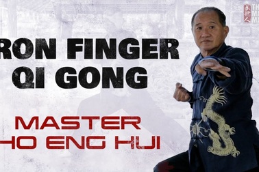 Đại sư Thiếu Lâm dùng “Nhất Dương Chỉ”, lập kỷ lục Guinness