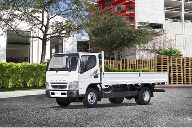 Xe tải chất lượng Nhật Bản lần đầu tiên được phân phối bởi Thaco