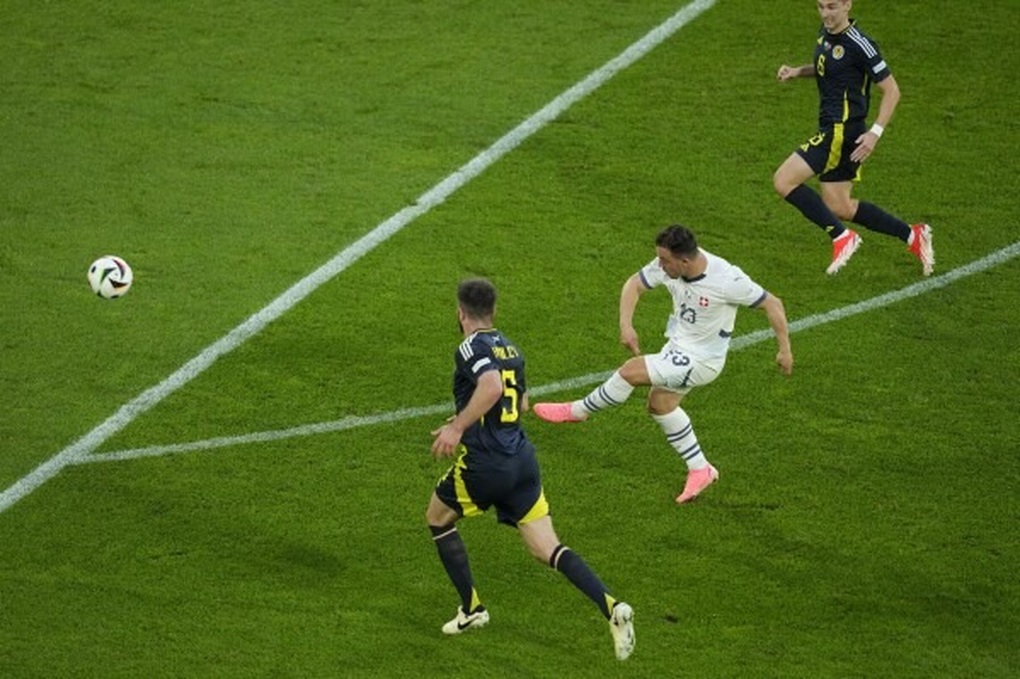 UEFA bình chọn 10 bàn thắng đẹp nhất Euro 2024 - 4 UEFA bình chọn 10 bàn thắng đẹp nhất Euro 2024 - 4