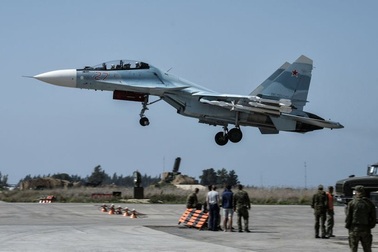 Căn cứ không quân Nga ở Syria bị tấn công bằng UAV