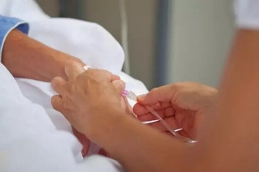 Tiêu diệt tế bào ung thư bằng điện trường